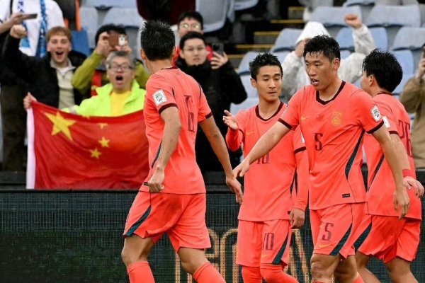 控球率35%却赢2-0 诞生三大不可思议! 韩国媒体罕见盛赞: 亚洲劲旅